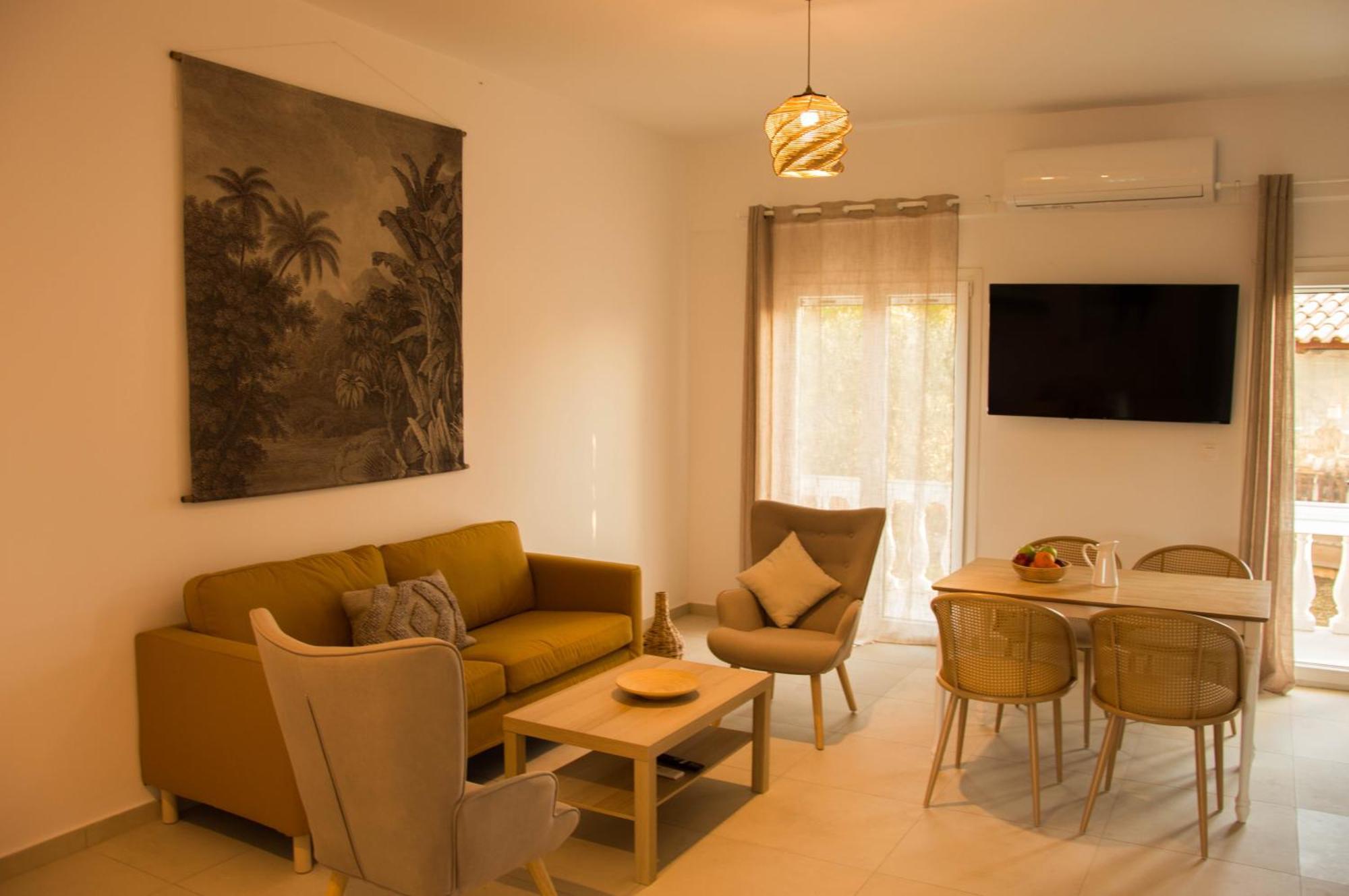 Aristidis Apartments Агиос Георгиос Екстериор снимка